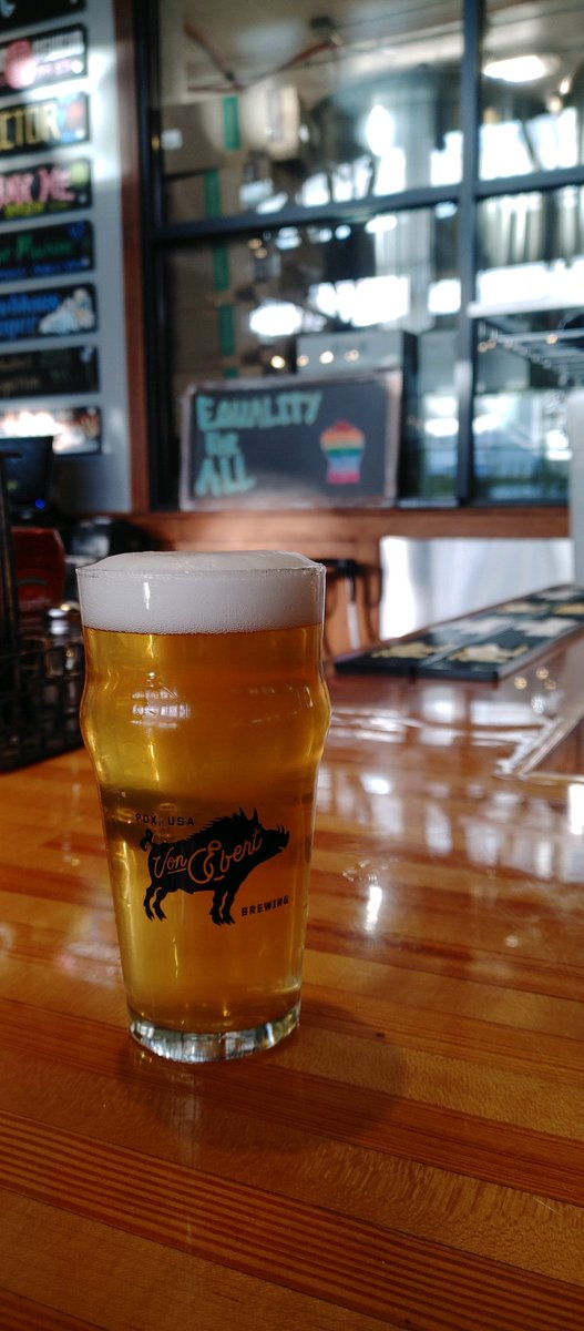 BREWPUBLIC's tweet photo. Von Ebert Brewing releases Three of Cups, a petite saison, on draft.
Link: https://t.co/vWODCvlC45
#VonEbert #VonEbertBrewing https://t.co/bTDFqg7Z9K