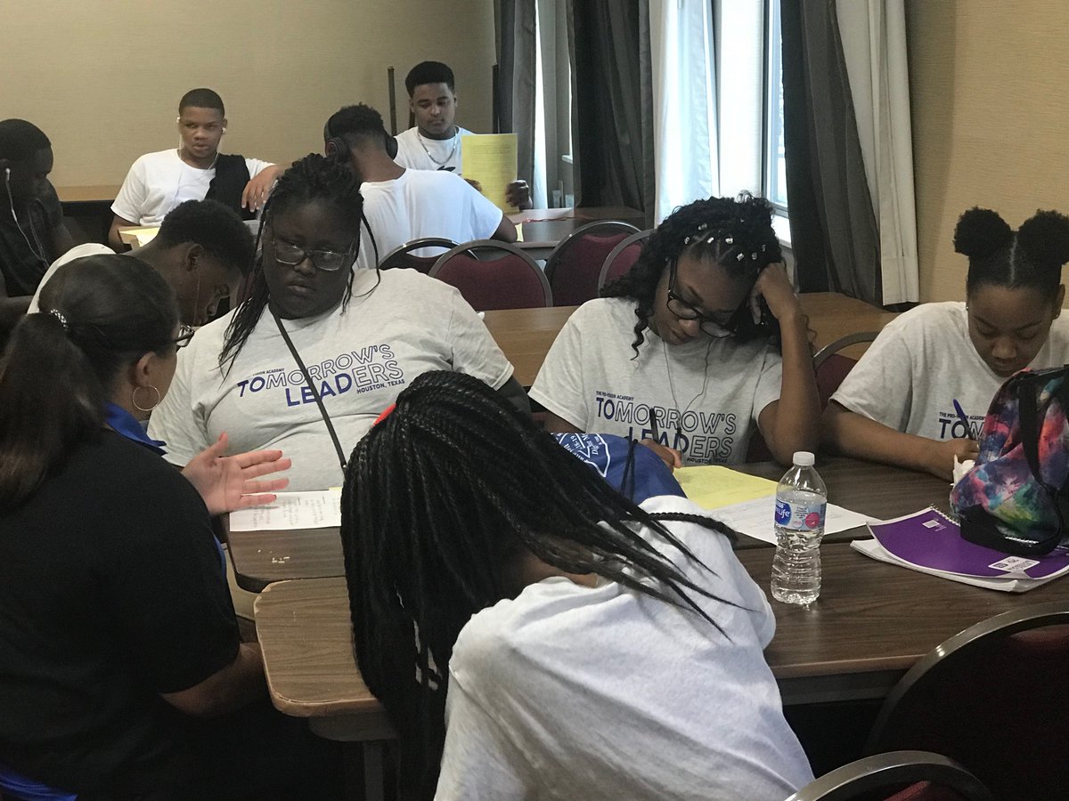 provinchouston's tweet photo. STRONG, HEALTHY AND EMPOWERED!  Our S.H.E. Program inspires young ladies to value their whole selves, discover and develop their inherent strengths, and receive the support they need to navigate the challenges they face.  #provisioninc https://t.co/MT2qoDh9wq