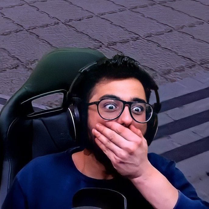 Carry24560975's tweet photo. Har ghante subs check kartey rehna msg mai puchte rehna kitne subs hue aur jab 35M ho gaye tab pagla jana this describe our beautiful bond with this idiot❤✨
So proud of you Ajey!! 🙌🏻
@CarryMinati
#WeLoveYouCarry
#35MofCarryMinati
#WeLoveYouCarry https://t.co/rs4HouOUtW