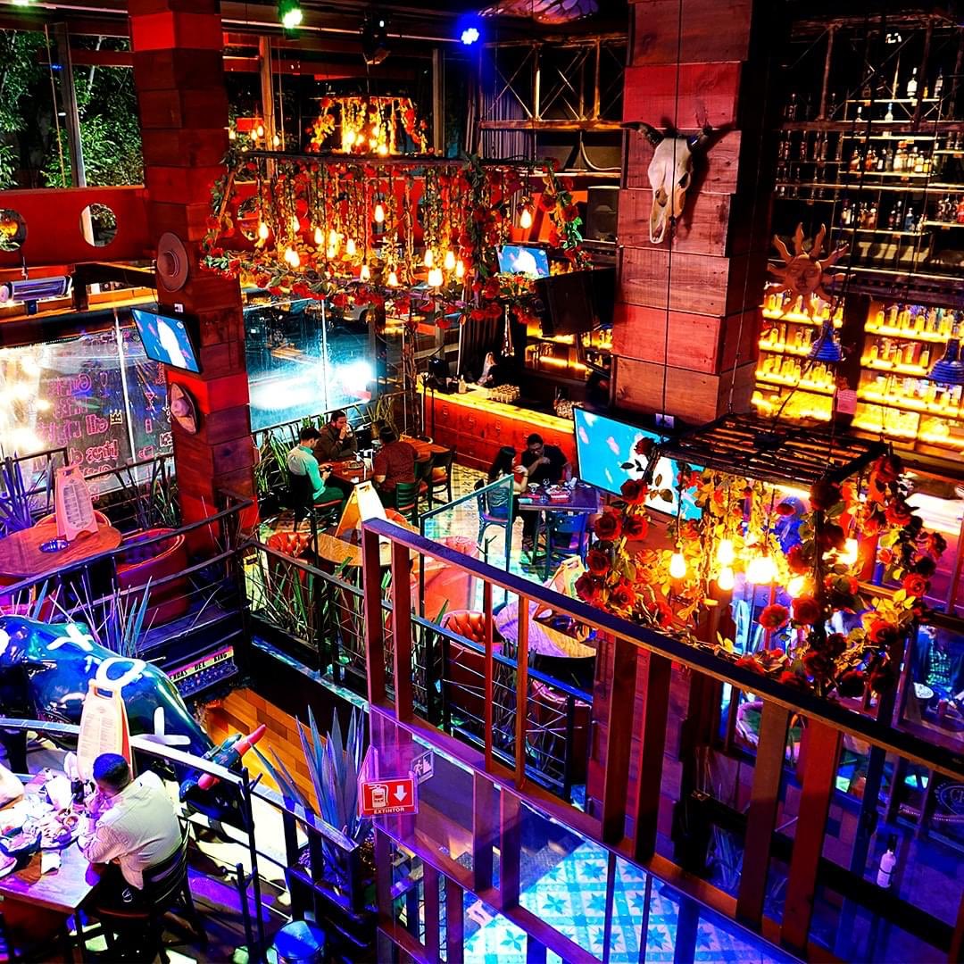 SandieChingona's tweet photo. 🎂ATENCION, CUMPLEAÑEROS🥳

BOTELLA Y COMIDA GRATIS para festejar #chingón 🍽️🍾

Solo comenta la fecha de tu cumple.
*Aplican restricciones* válido para 5 personas o más💃🕺

Haz tu reservación🤳🏼con @SandieCommander • @4EverSugus

Niza 19|Reforma #CDMX https://t.co/ASag5TI145