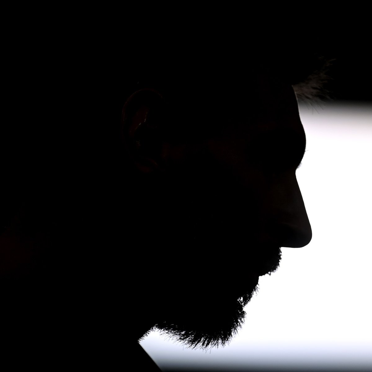 ChampionsLeague's tweet photo. Who's this? 👀
#UCL https://t.co/FaJjEUXULA