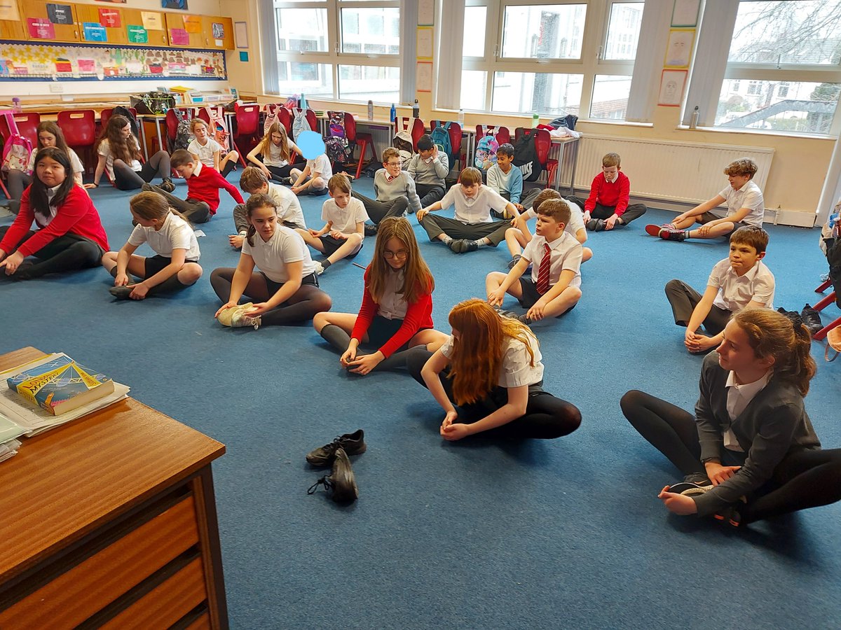 Carolside_PS's tweet photo. This month’s 'Healthy Habit' is exercise and @MrStewart_PE challenged us to try some flexibility training ! P7c are excited to see the positive effects it will have on their physical and mental wellbeing! 🌟#CPSHWB #Carolsidehealthyhabits https://t.co/1okpjuiNIy