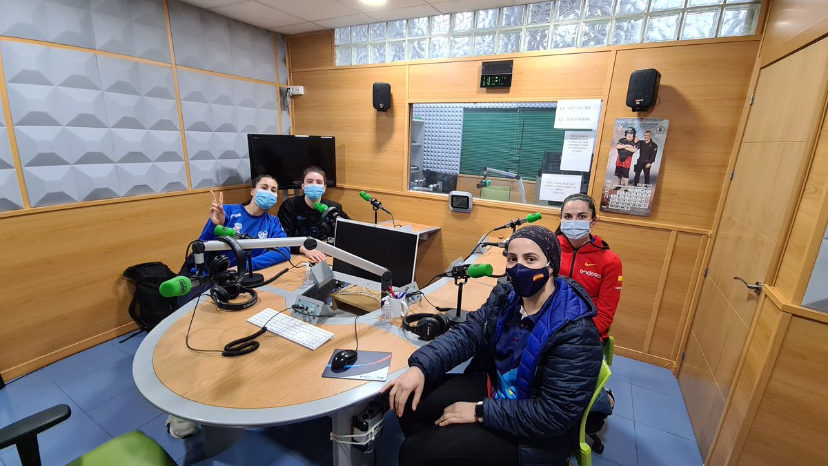 | Deportes | ⚽️🏀🏐

Revive El Penalti de hoy miércoles:

🗓 Repasamos la actualidad del deporte local.

🟣 Gran tertulia acerca del papel de la mujer en el deporte. Nos acompañan:
🏐 Agus Luengas y Calu Martinelli.
🏀 Ana Jiménez.
🏋‍♀️ Assia Ouali
⬇️⬇️⬇️
ondaceromelilla.net/ml/images/stor…