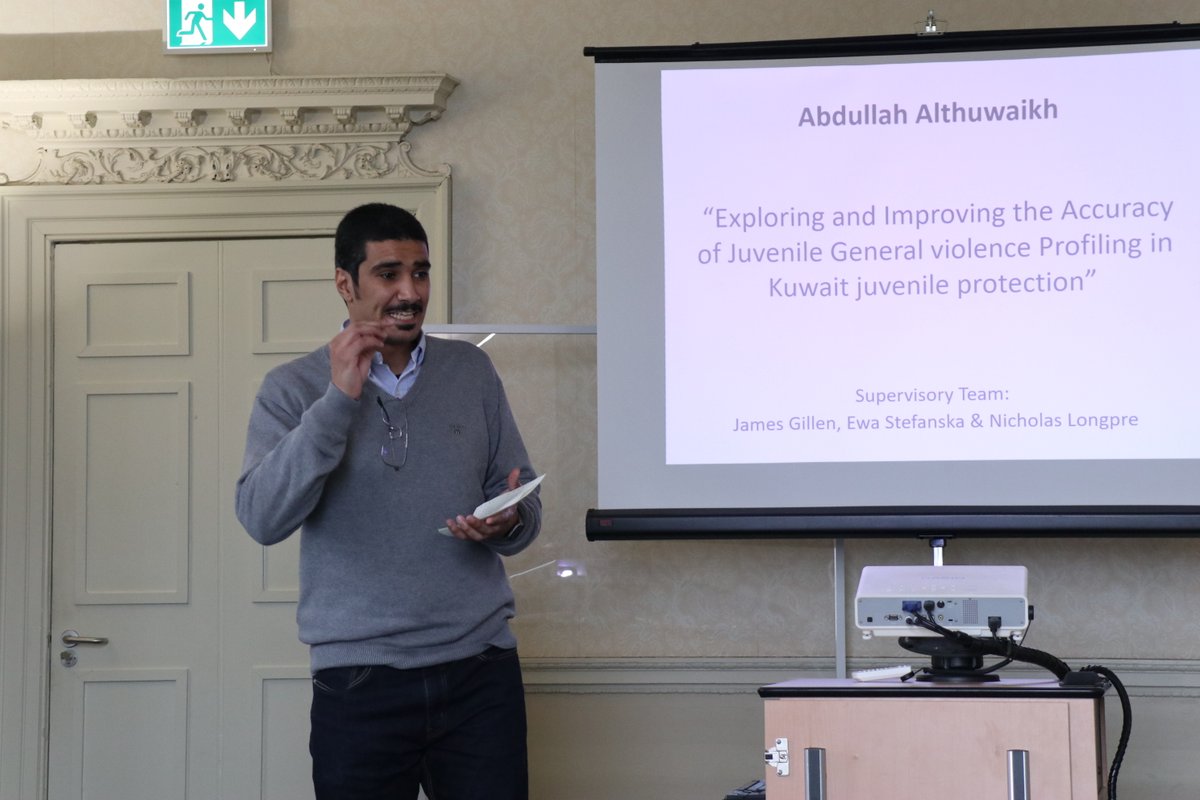 roehamptonpsych's tweet photo. Very lively 3-minute thesis presentation by our PhD students this afternoon: @RoehamptonPsych
@URGradSchool @RoehamptonUni https://t.co/O0cqOtUvRw