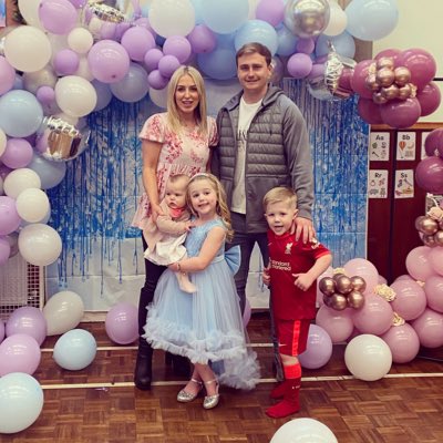 Laurapictonx's tweet photo. #NewProfilePic https://t.co/oc7uLKeuCf