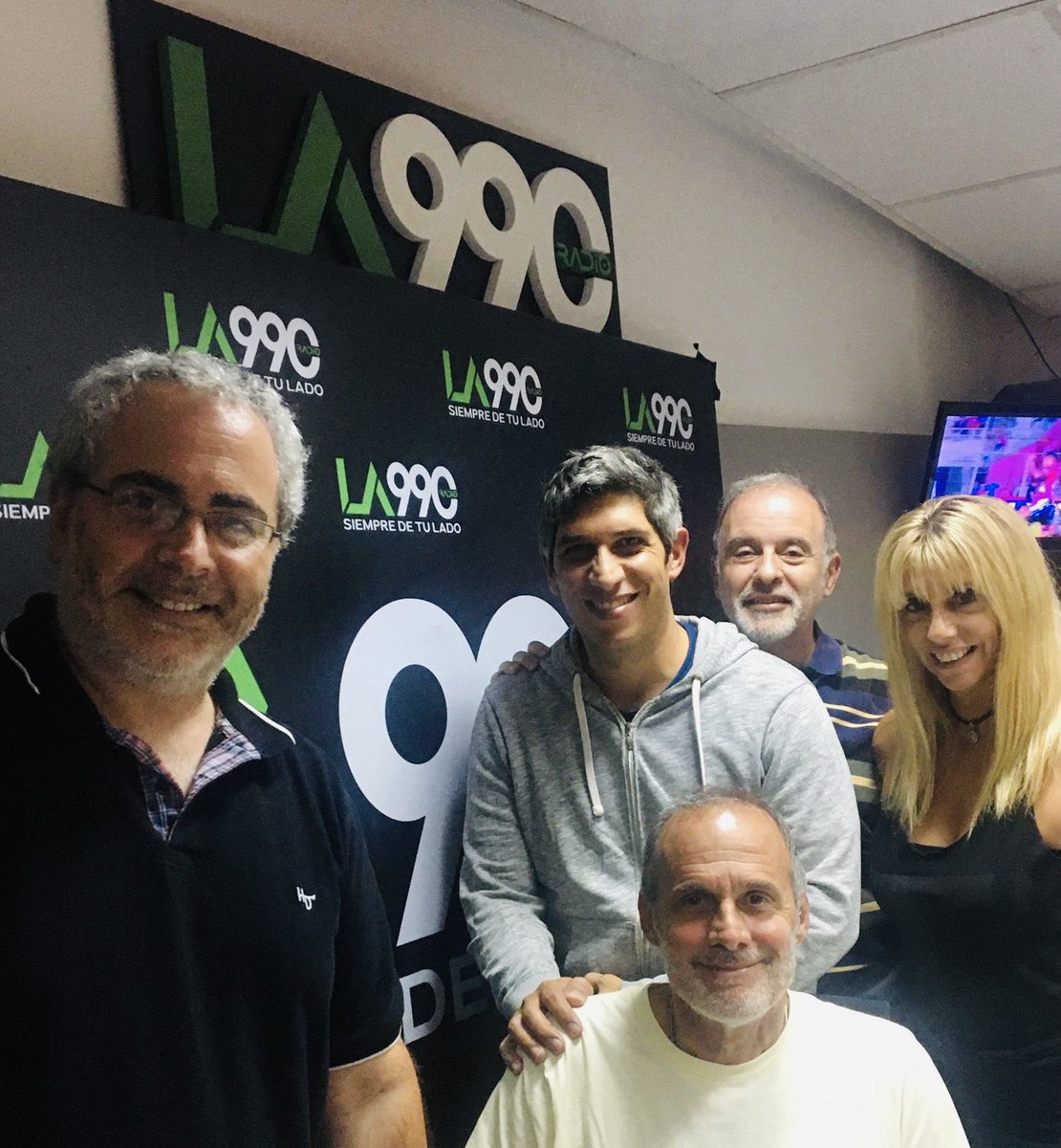 Ya al aire!!! ⁦<a href="/quevuelvanradio/">Que vuelvan las Ideas</a>⁩ AM990📻