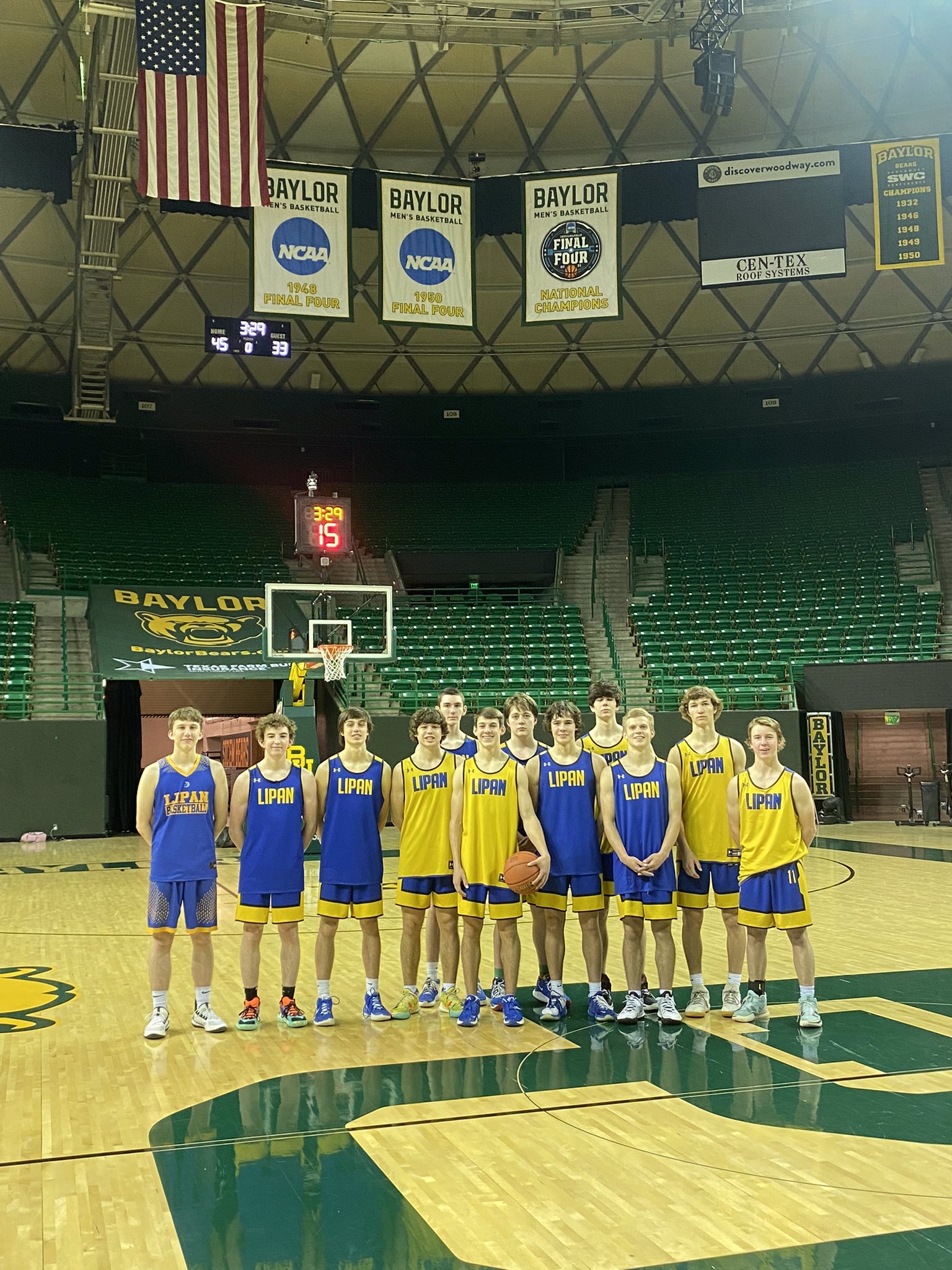 Lipan Indians Basketball (lipanhoops) / Twitter