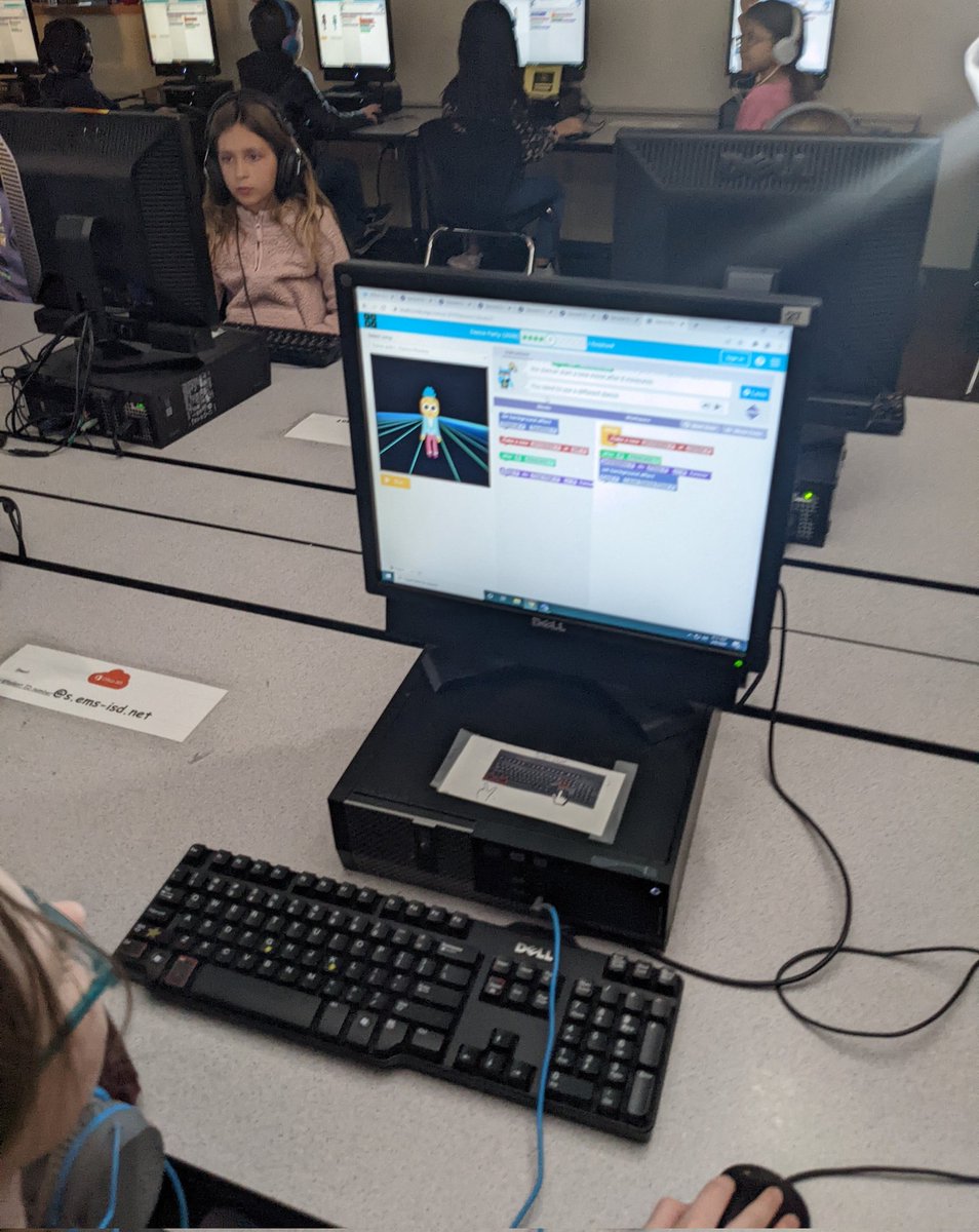 Priscellia Delgado tweet media