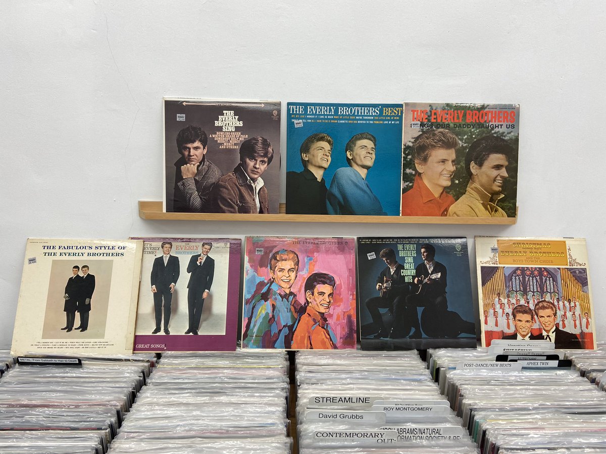 RecordGrouch's tweet photo. Used-In: Gentle reminder we prefer these two to almost anybody out there.  #everlybrothers #kentucky #chetatkins #caswalker #Knoxville #westhighschool #Nashville #keestonefamilysingers #roywood #mustard #protorock https://t.co/tdnOLMOIrn