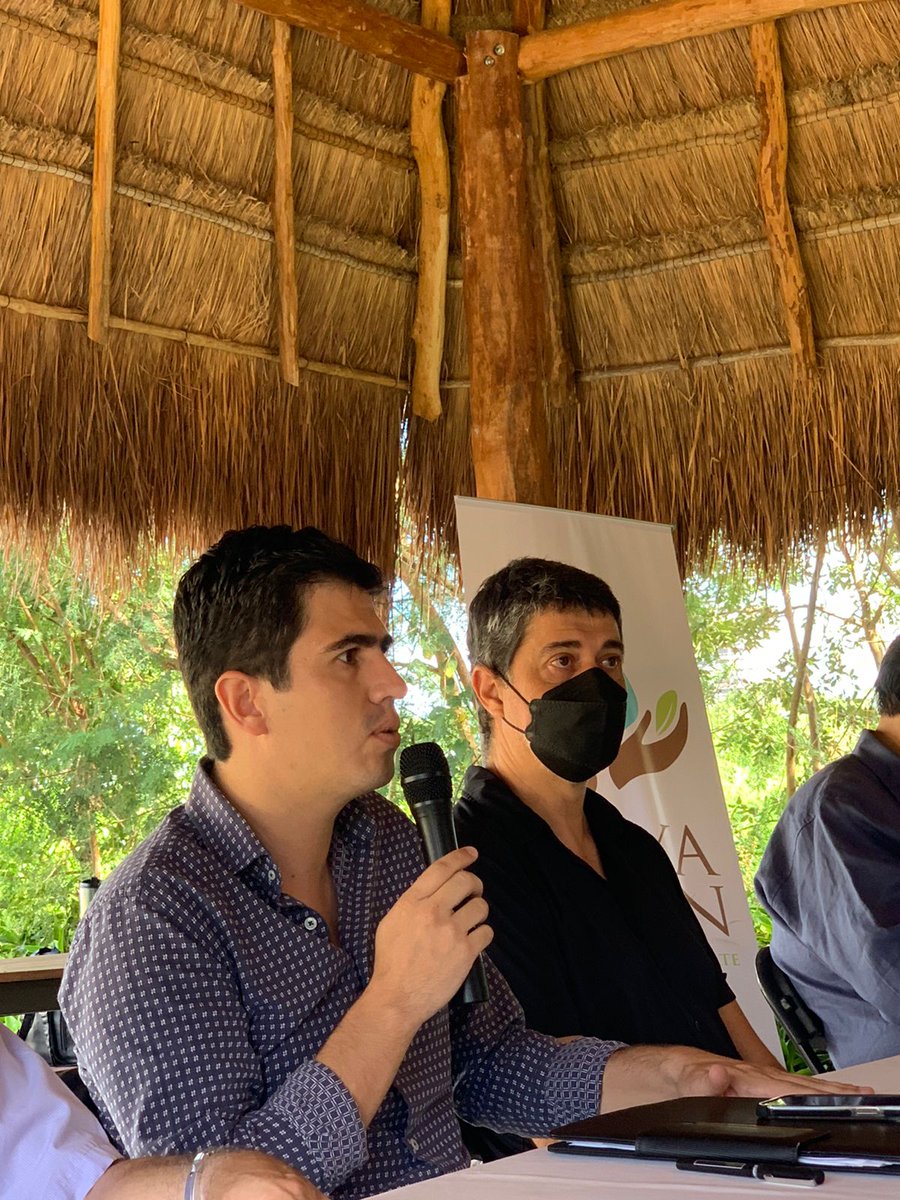 SedeturQROO's tweet photo. Participamos en el Taller en el marco del #ProyectoKuxatur: Hacia un nuevo modelo de turismo vinculado con los océanos, para identificar acciones locales que permitan migrar hacia un nuevo modelo de turismo marino en el país, privilegiando ecosistemas, biodiversidad y valoración. https://t.co/Eg8oS2xCR3