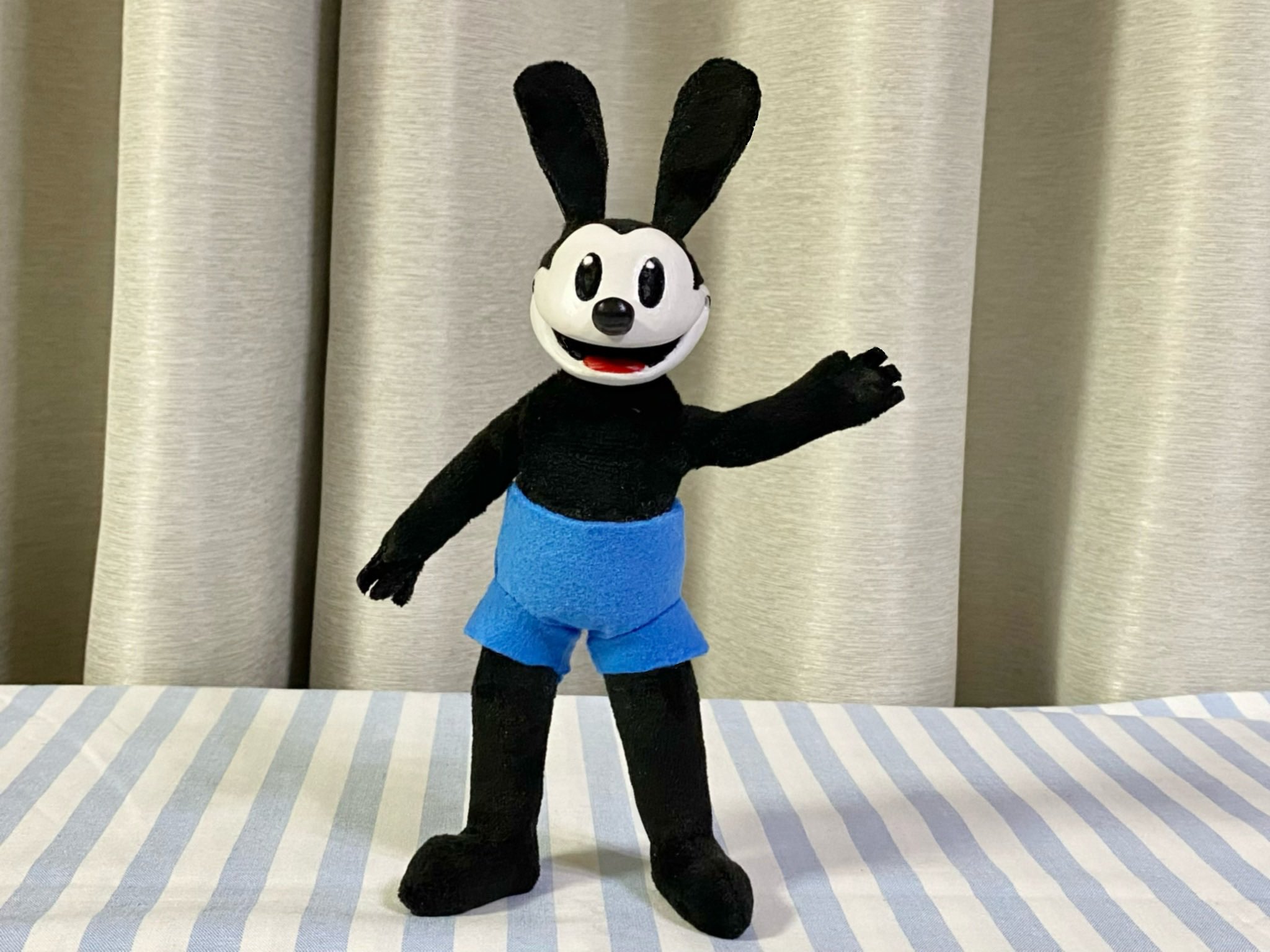 海外限定 オズワルド ディズニーストア限定 ラッキーラビット
