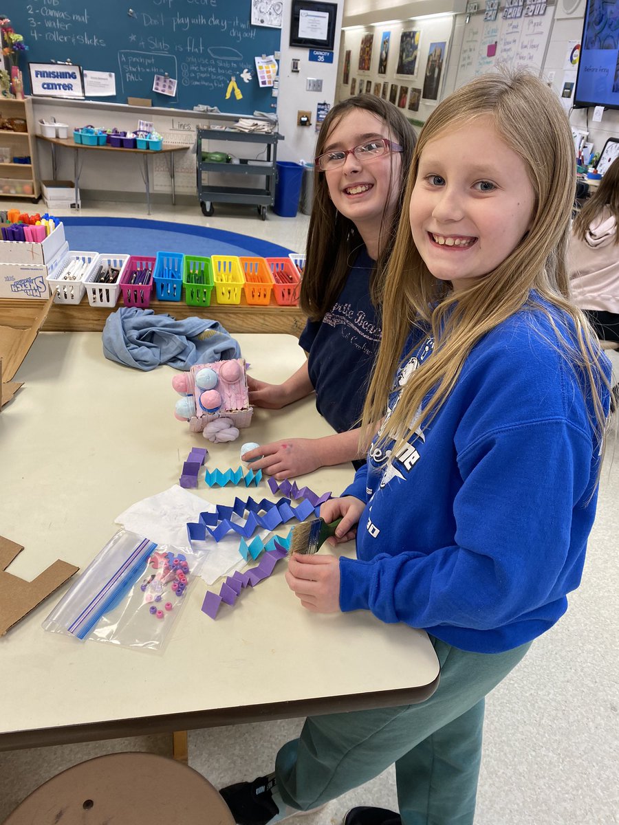 awlswa's tweet image. Teaching Artistic Behaviors in our art studio using many different techniques, materials, and loads of creativity! #TAB #STEAM #OSLN