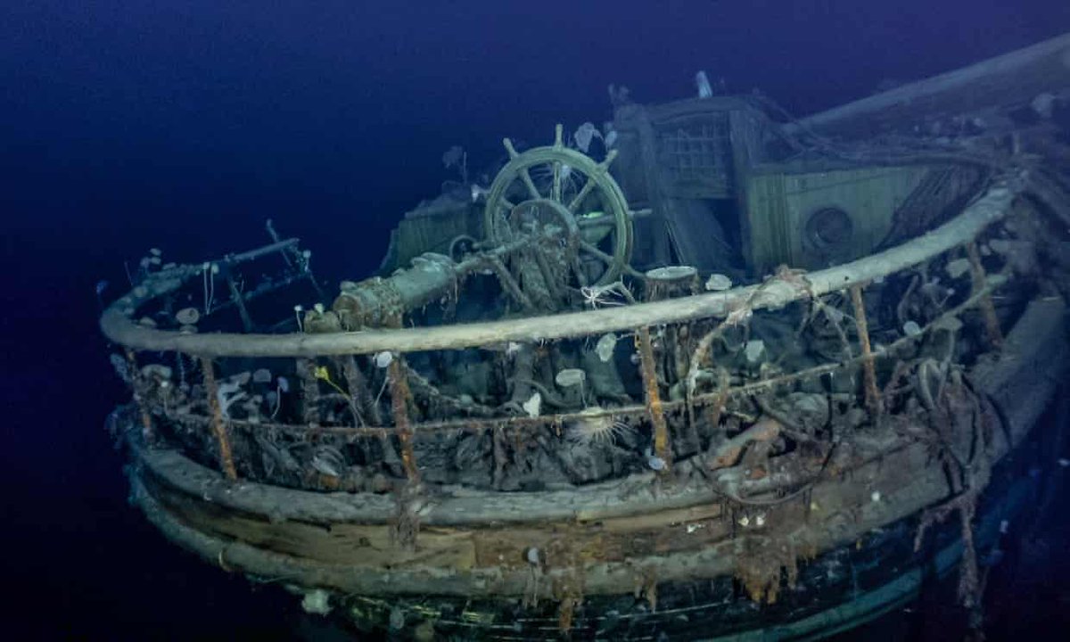 Found! The wreck of Shackleton’s Endurance has been discovered 3008m below the surface of the Weddell Sea; last seen when it was crushed by ice in Nov 1915. With no wood-eating micro-organisms on the Antarctic seabed, the shipwreck is well preserved; pic @Endurance_22 #Endurance