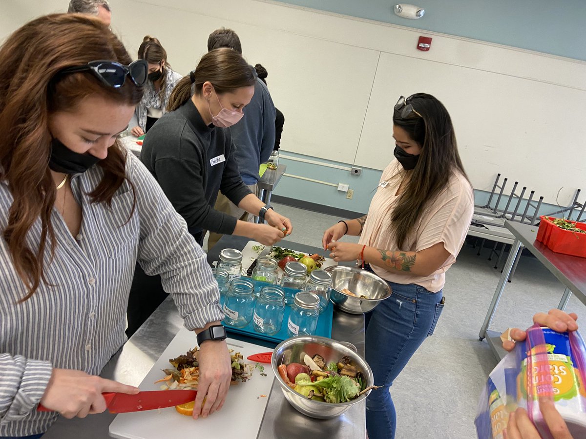 VUSDSTEM's tweet photo. .@VUSDHR educators get their composting on! #BlackGold #BrownsandGreens 

Facilitation by @Casita4Earth https://t.co/EGmVrk4XCh