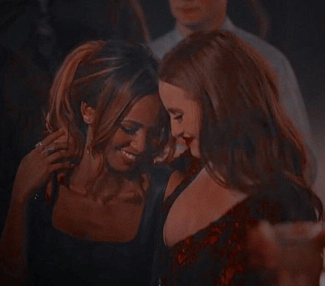 TheyBelongToUss's tweet photo. β€Choni appreciation postβ€
@CW_Riverdale @RiverdaleWriter
#bringbackchoni #choniendgame #Choni #cherylblossom #tonitopaz https://t.co/S6HXj8m2QP