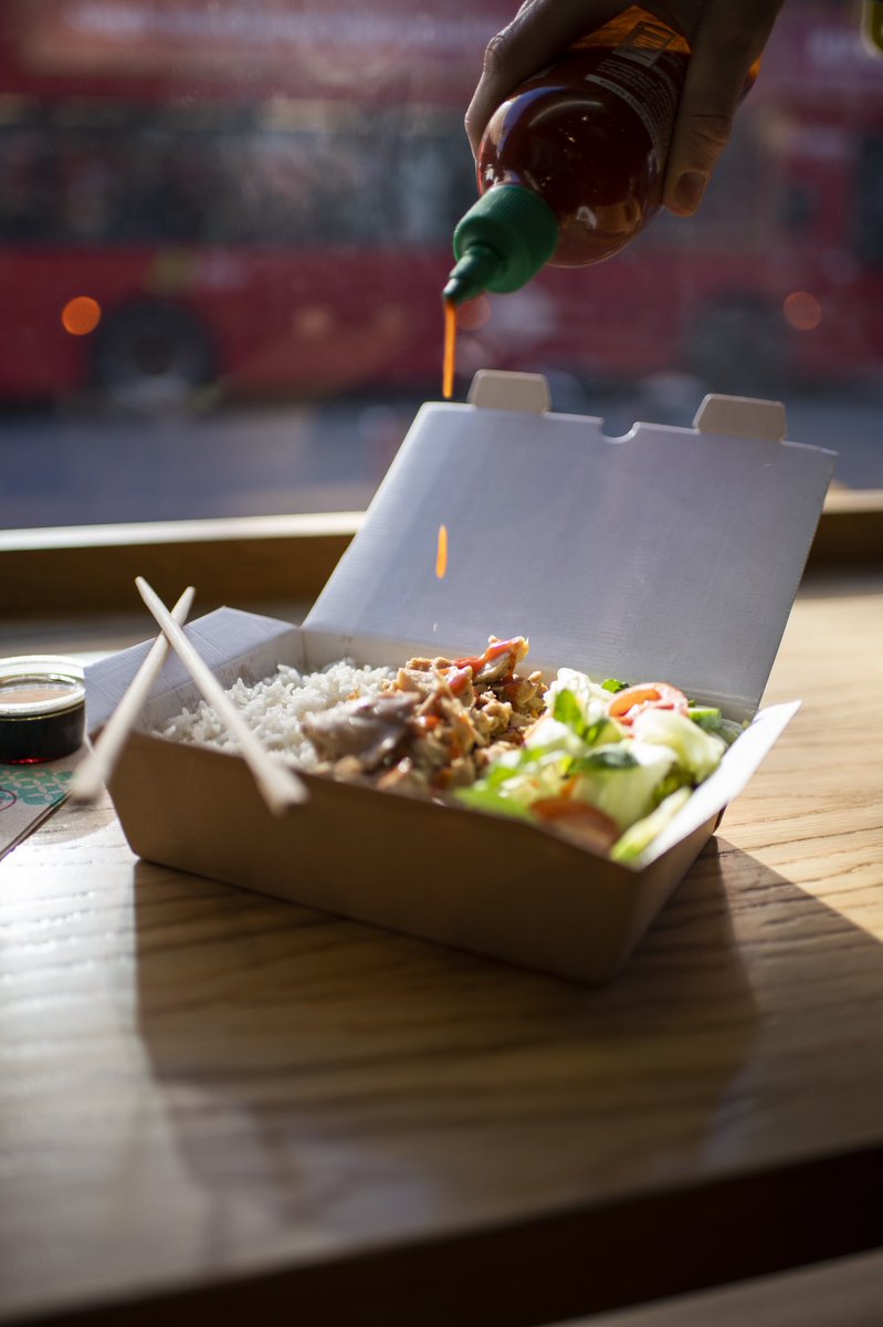 Our delicious rice boxes are a perfect, healthy meal for those in a rush or on the go.🏃‍♀️ Choose from the leanest proteins, colourful salads, and coconut rice to satisfy that lunchtime hunger. 🍱

Discover our healthy menu at nusakitchen.co.uk

#londonfood #londoncity