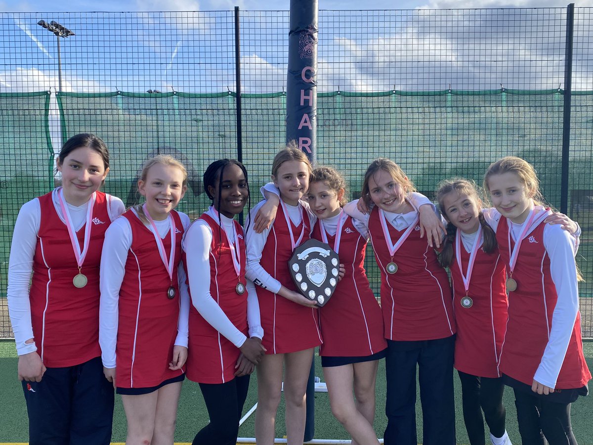Charterhousespo's tweet photo. Thank you to @hallgrovesport @HoeBridgeSchool @AldroSchool @YateleyManorSch @StHilarysSport @DownsendSport for coming to our U11 Netball tournament. Well done to all the teams, some outstanding play. Yateley Manor came 1st, Downsend 2nd, St. Hilary’s 3rd. https://t.co/eyBijY9No2