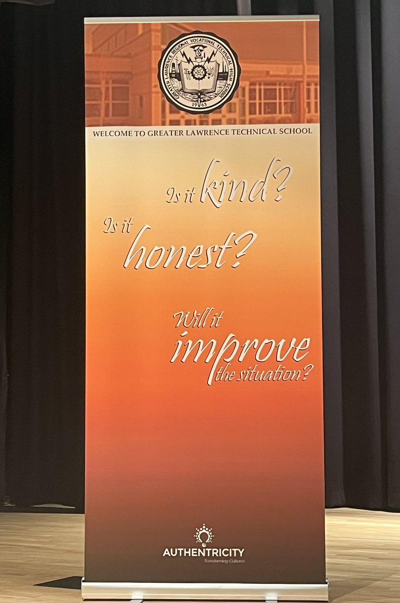 isobel514's tweet photo. Amazing day today with the incredible @aaronpolansky So grateful to have had this learning opportunity and to hear some of our students share their dreams #reachforthestars #kindnessmatters #authentricity #beyourself https://t.co/wgNNyin74N
