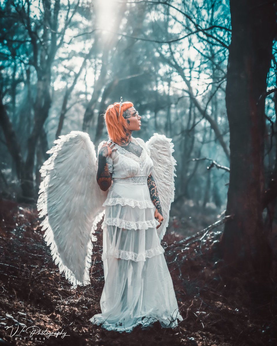 Viphotography4's tweet photo. Angel in the woods #photography #modeling #photooftheday https://t.co/wGJNAxlUb0