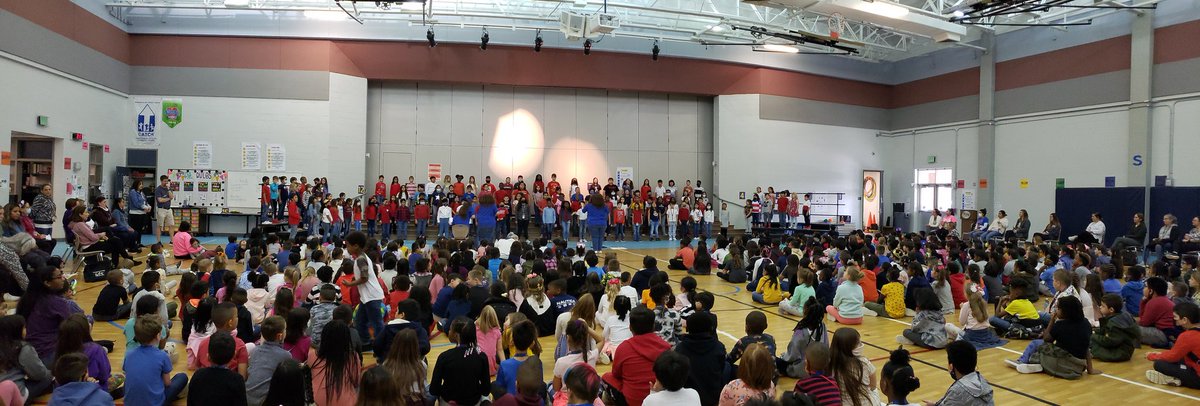 TammiWilhelm's tweet photo. @RKELions dress rehearsal for 3rd grade Patriotic Program. #proudtobeamerican Let Freedom Ring #USA @KatyISDFineArts https://t.co/Ep8gKU9Ce4