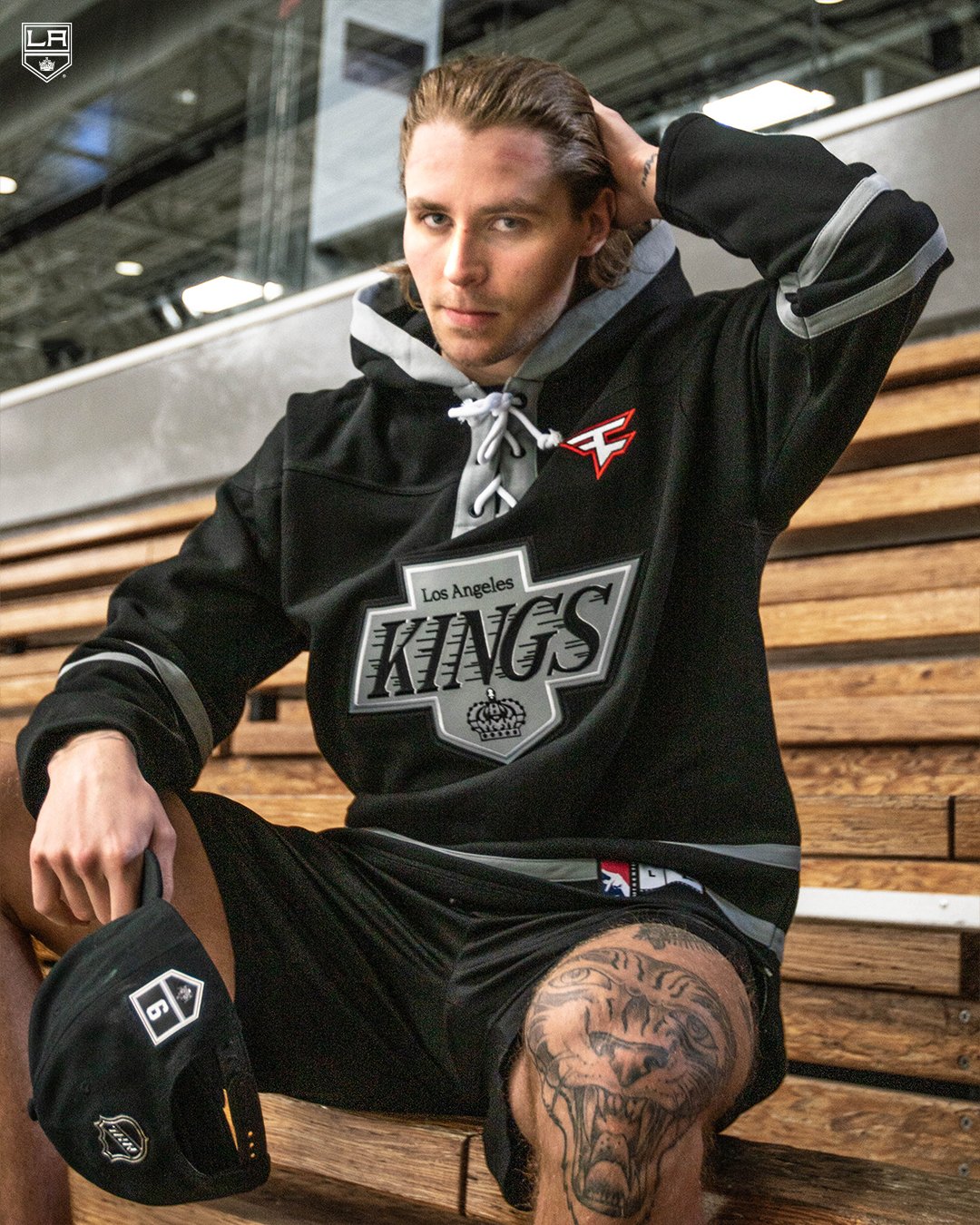 LA Kings on X: .@FaZeClan x LA Kings limited edition hoodie drops