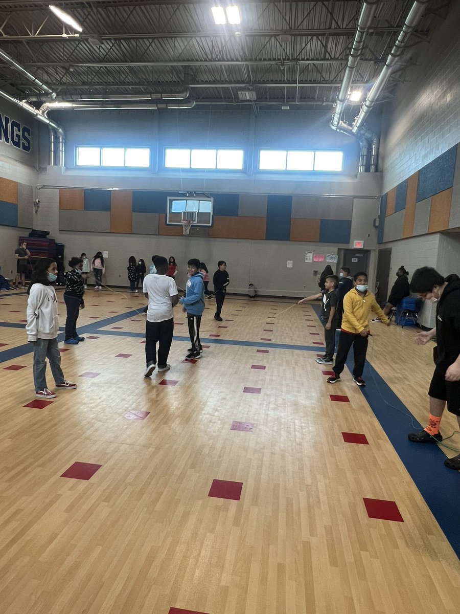 MrsDennisGarcia's tweet photo. Jump rope anyone! Kids had lots of fun learning about coordination and ability through jump roping. #latepost @BaneElementary @cmoulton6 @CyFairISD #BANEpride #TeamBane https://t.co/bTc7kAOuPK