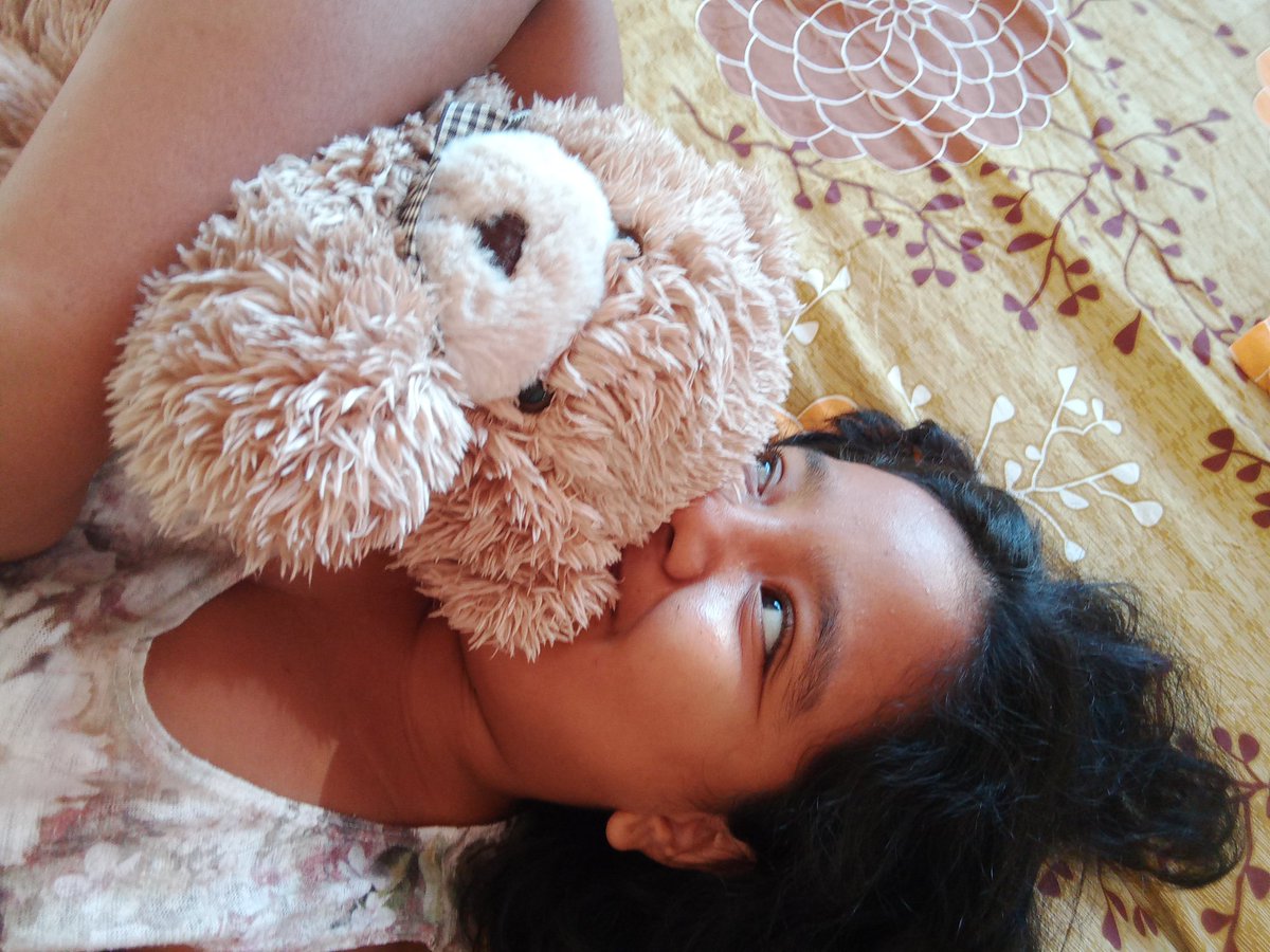 senannemit's tweet photo. Un abrazo a mi osito🧸🪴❤️...

#oyuncak #mommyhot #primavera  #Little #sweet babe ✨ https://t.co/wZ41Og7xym