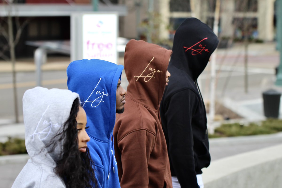 ⚠️ STOP WHAT YOU’RE DOING ⚠️

Go to lujothebrand.com to get one of the hottest sweatsuits out‼️‼️

🌟YOU GET 25% OFF IF YOU ORDER BY FRIDAY @ MIDNIGHT🌟

All support is appreciated from Retweets, Likes, Shares &amp; Quotes 🙏🏾