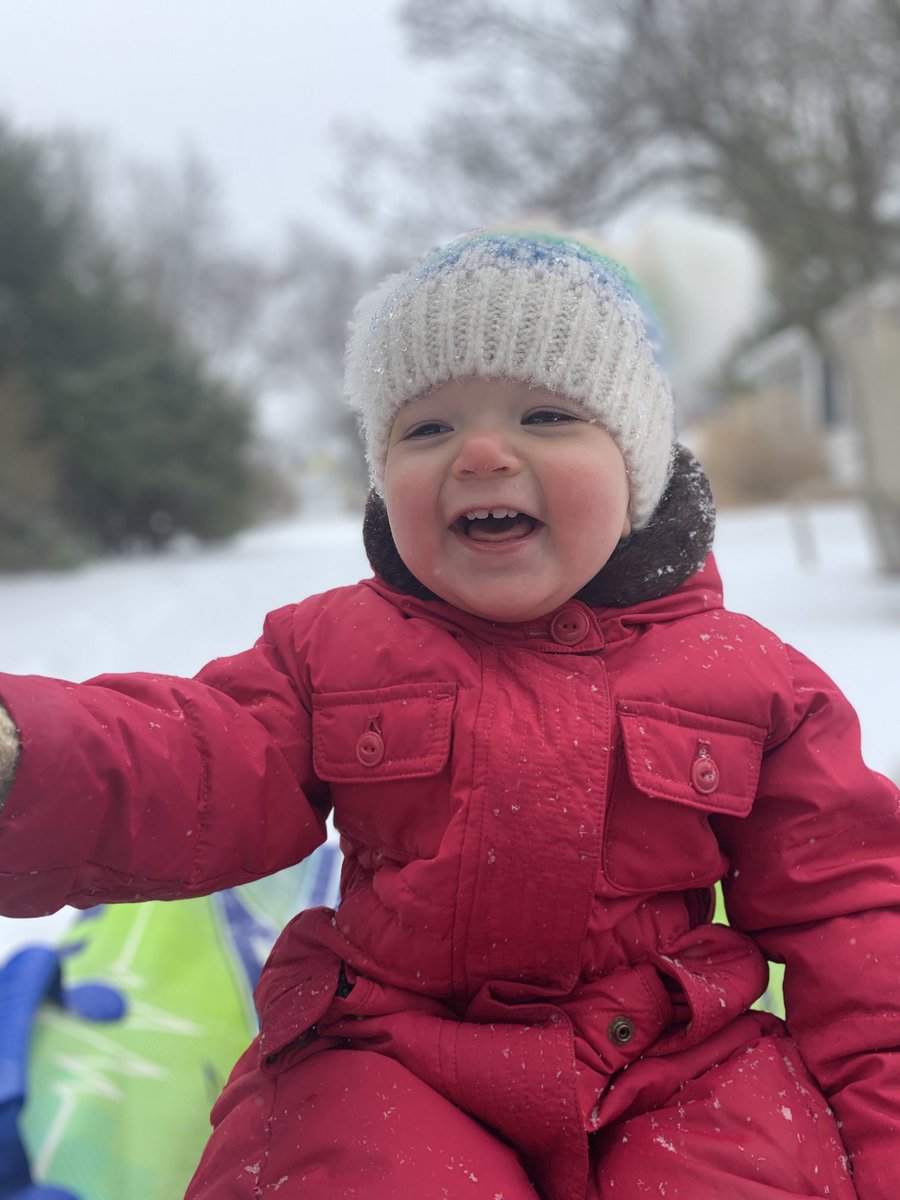 ErikaAriasFOX61's tweet image. Happy last snow day of the year! ❄️❤️❄️
(I hope 😬)  
Agree? 
#snow #bringonSPRING #SPRING 🌷