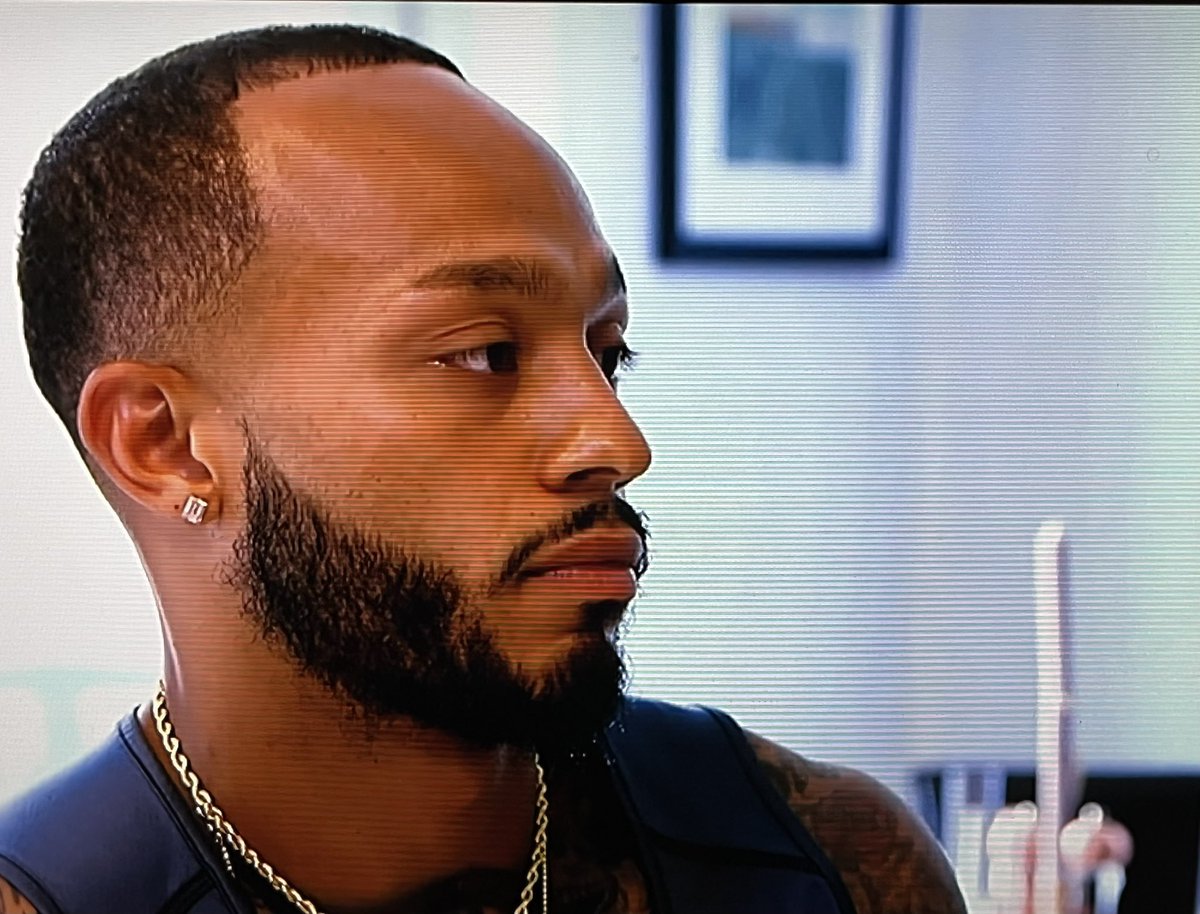 glen_jac's tweet photo. The face of person who doesn’t get it. His Wife is crying and telling him how she feels and he still don’t get it or does he? #Mafs #marriedatfirstsight https://t.co/jEEL5kDsAZ