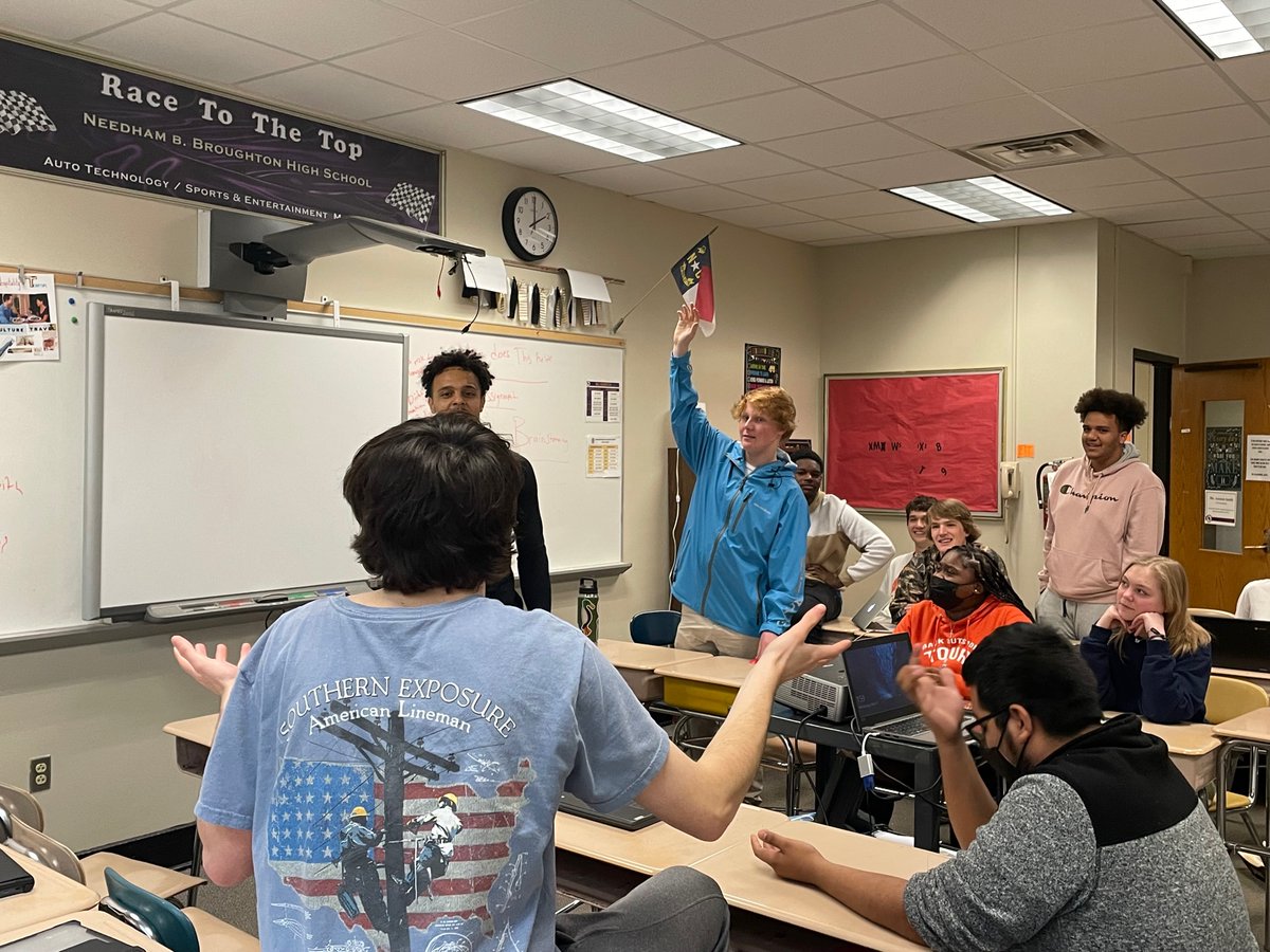NBHS_CIMC's tweet photo. Stopped by Mr. Smith's class today and caught his #Marketing students @NBroughtonHS engaged in #ProductProposals and classmates sharing #ConstructiveCriticism to aid product improvement. Loved seeing the students excited to share ideas for improvement. #GreatInteraction #CTEworks https://t.co/NuO8LwvZ3d