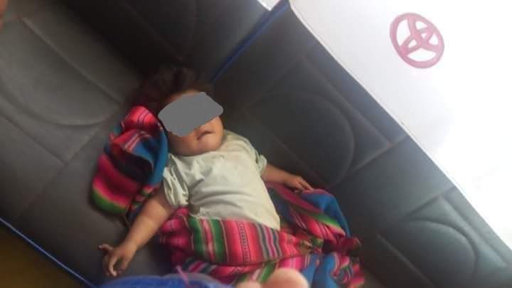 LAVERDADLIBRES's tweet photo. #AHORA
Los #padres de la bebé #DAYLIN llegan llegan hasta #SantaCruz con la esperanza de que la #bebé hallada esta jornada en un #vehículo de #transportepublico en el tercer anillo, se trate de su hija, una #nota podría ser la clave. https://t.co/tyMyA6MOJi