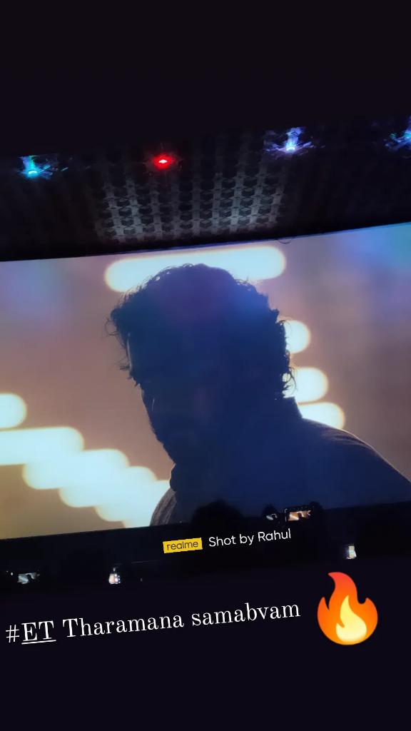 Raghulr95's tweet photo. #EtharkumThunindhavan tharamana sambavan🔥🔥🔥 @pandiraj_dir @immancomposer @Suriya_offl @sunpictures https://t.co/drz6wZTFoK