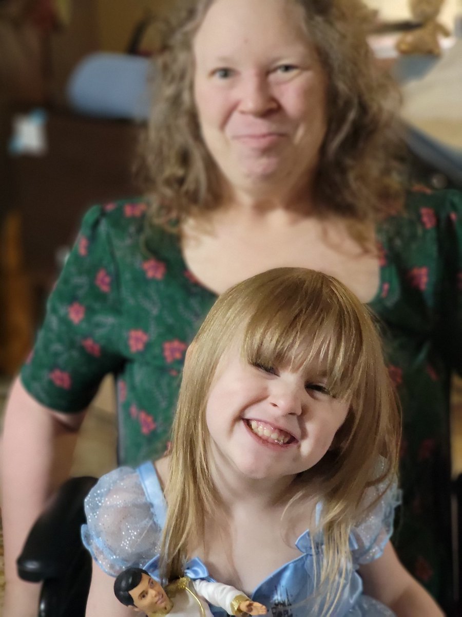 Vicky Kramer tweet media