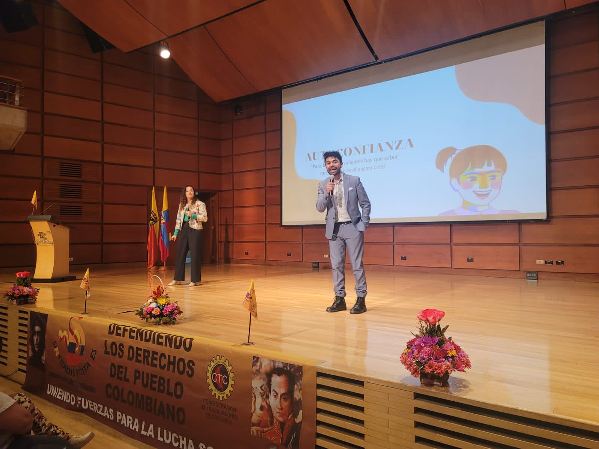 Sintradistrita1's tweet photo. Con absoluto éxito conmemoramos el Día Internacional de la Mujer. ¡Gracias Mujeres, ustedes son la fuerza de nuestra organización! https://t.co/VDUdFeRSAH