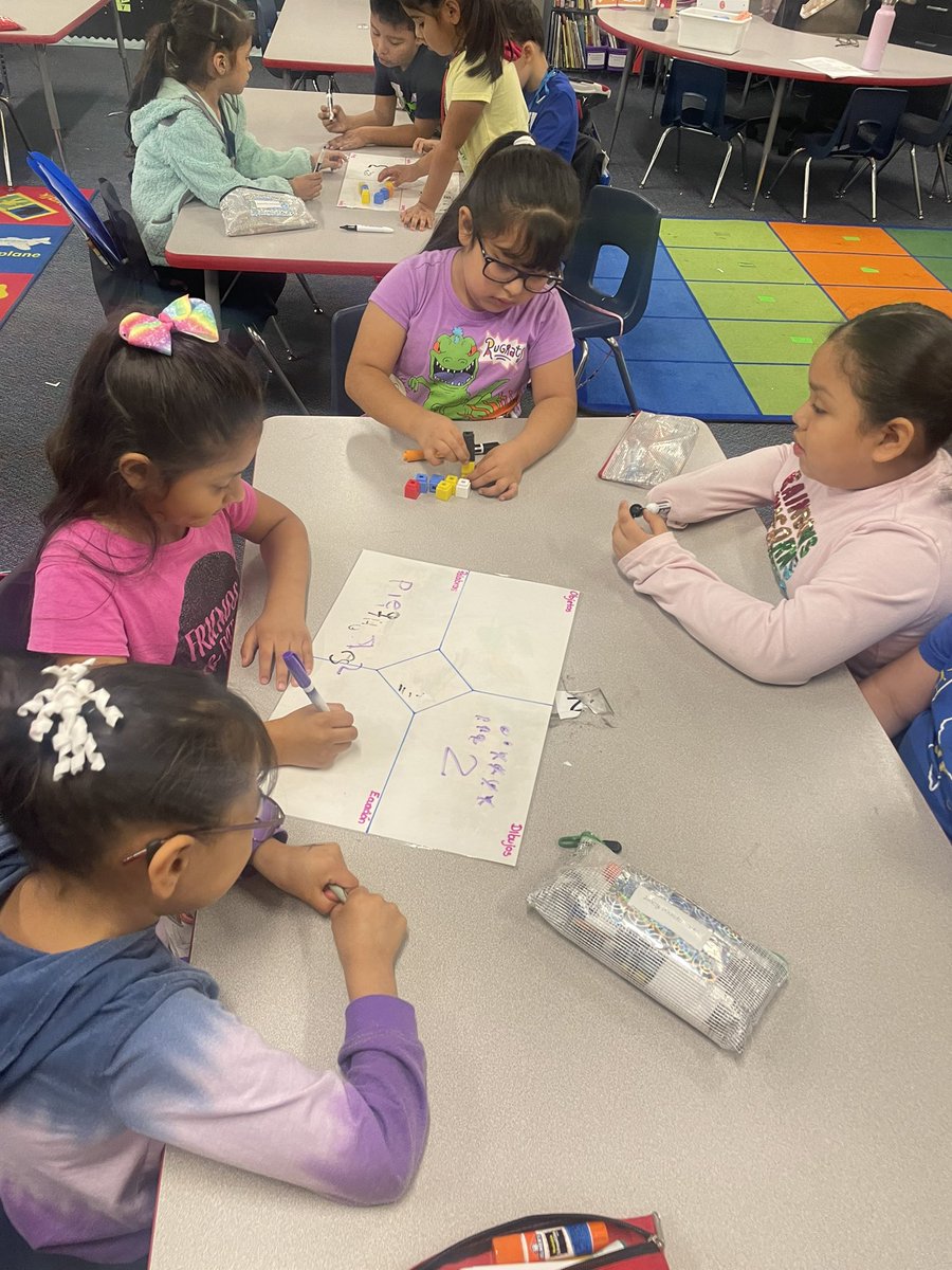 QuijadaKarin's tweet photo. Working in teams to solve addition and subtraction problems, representing them in four different ways: objects, pictures, words, and equation! #SJEShineBright  #bilingualkg @SanJacSuns https://t.co/YcKs2jyrZ5