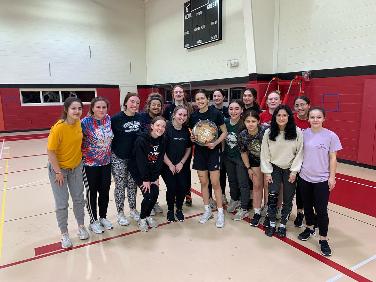 Got to properly celebrate <a href="/_carinacedeno/">Carina Cedeno</a> today not only with our staff, but with her softball crew as well. Can’t wait to watch you wrap up your senior year on the field and then become a Cardinal! We are so proud of you 💪🏼❤️ 

#Baller #MultiSportAthlete #HardWorkWorks