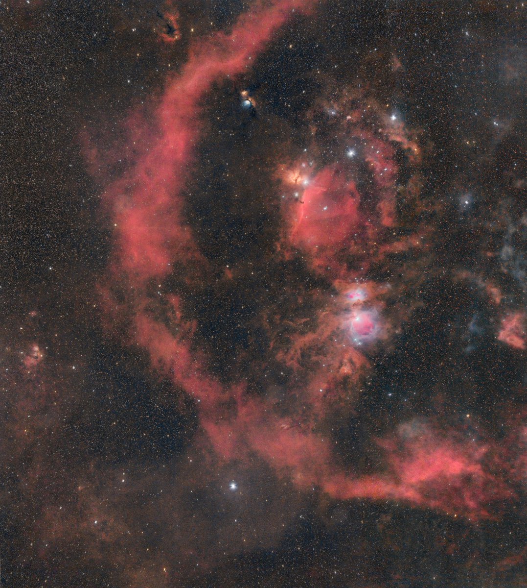 redditSpaceView's tweet photo. Nebulosity Around the Orion's Belt https://t.co/eQNbJrzk73