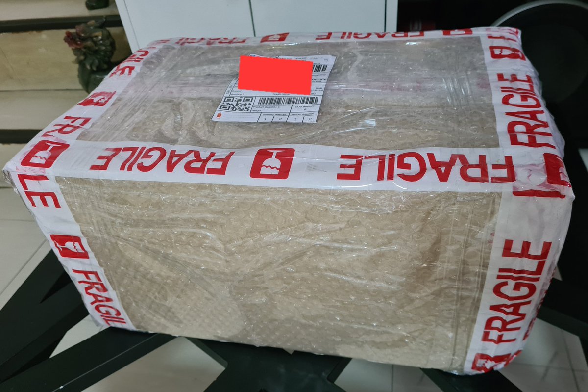 EveryOnceKSHOP's tweet photo. May dumating na box. Unbox natin mamayang gabi, i-mine niyo yung mga di pa nareserve? Alam ko may cbv1 dito 🤩
#EveryOnceUPDATES https://t.co/QWr3P6AfQa