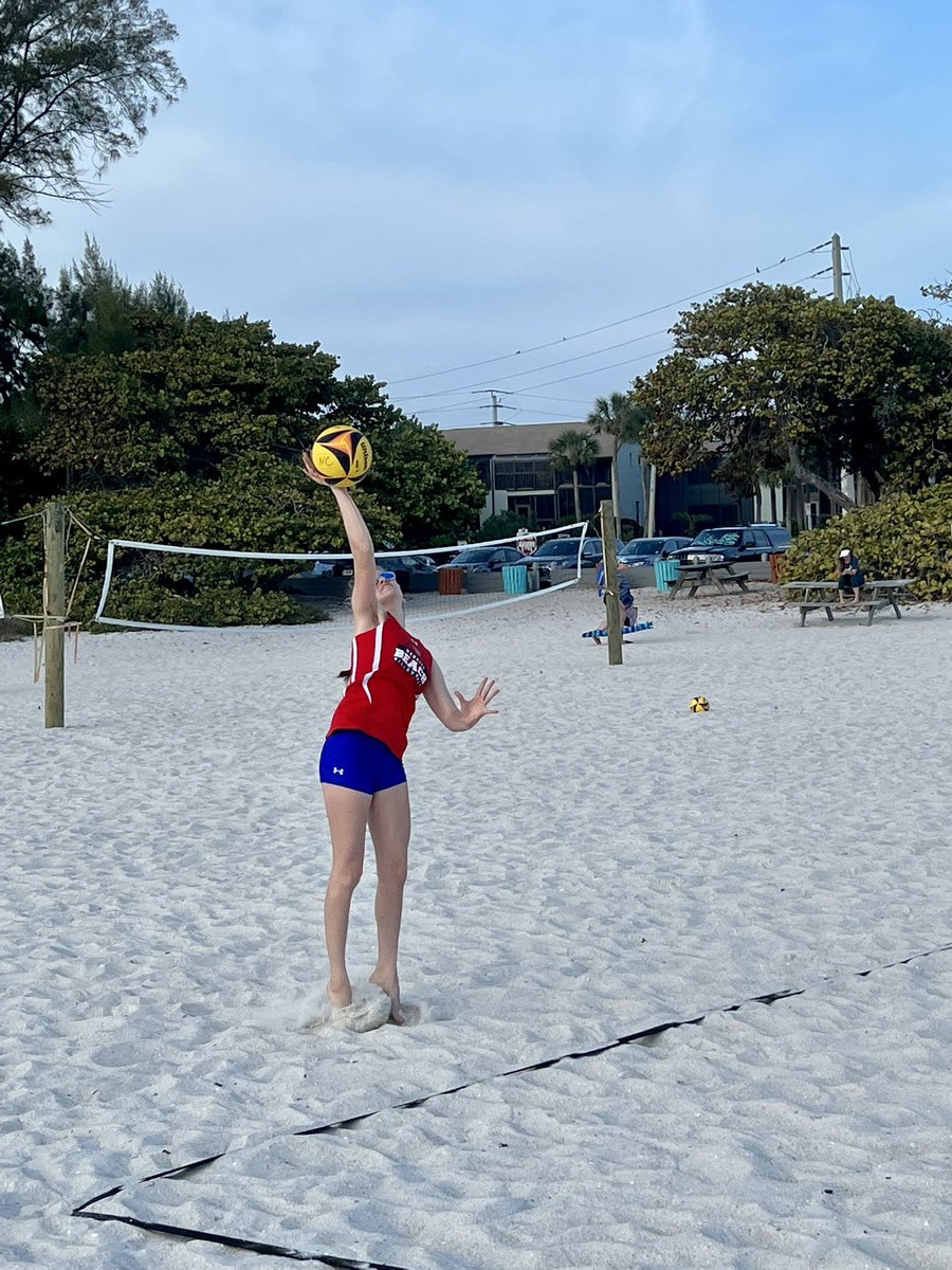 AshlynVolley's tweet photo. Some more shots… #volleyballrecruiting #volleyball #clubvolleyball #volleyballplayer #volleyballrecruit #playvolleyballincollege #collegevolleyball #collegerecruiting #recruiting #highschoolvolleyball #indoorvolleyball #volleyballscout  #volleyballrecruiter https://t.co/S5zPfHASmE