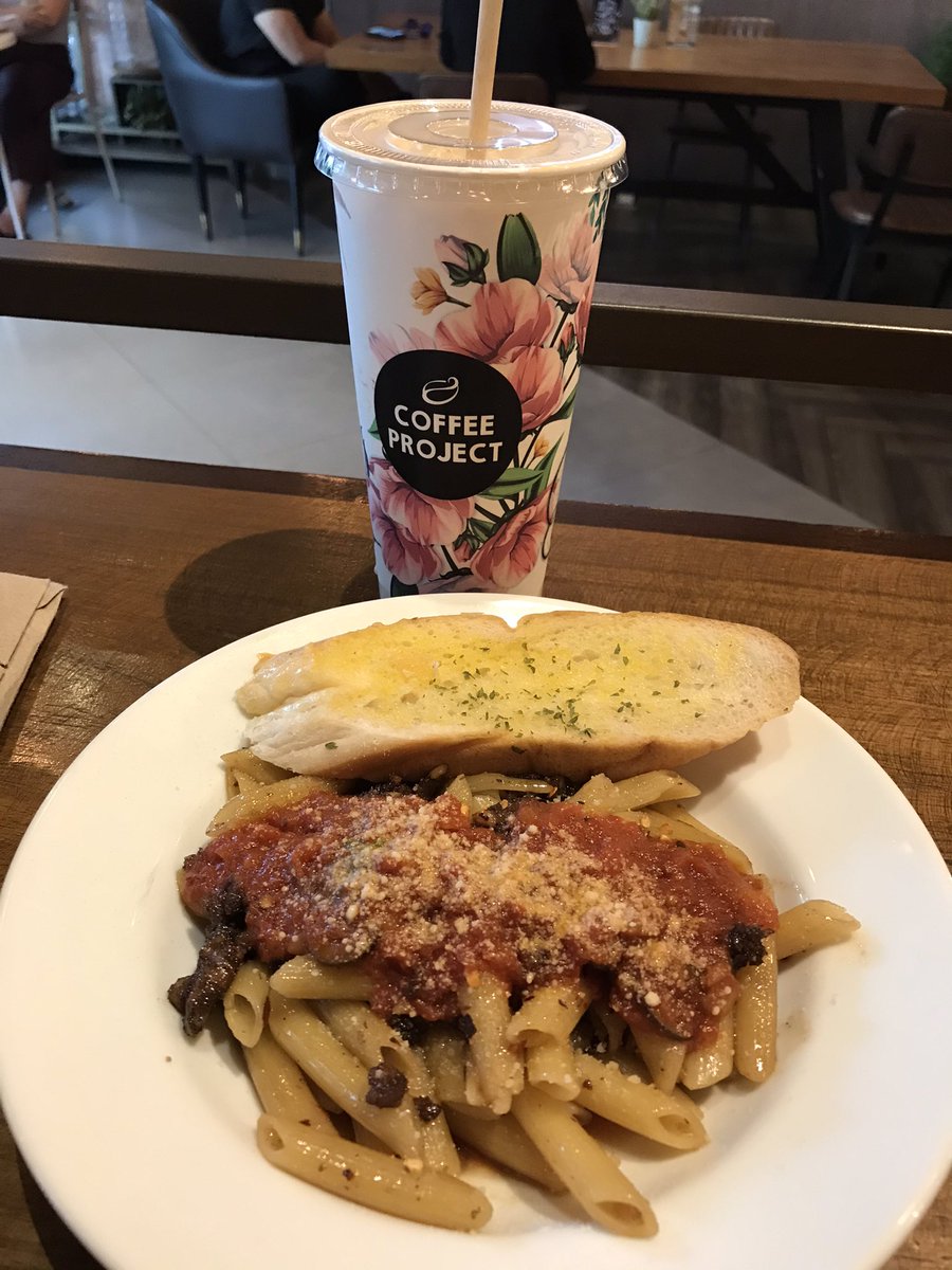 monakimlopez's tweet photo. Coffee Project Part 1 and 2 with my BFF Crisly. This was taken on a day apart. Tried Iced Mocha Latte, Vietnamese Latté and Sausage + Garlic in olive oil Pasta, my friend got Chocolate Frappé. Started the month in a good happy momentum. Thank you Jesus. 🪴 https://t.co/Qy96TntO4g