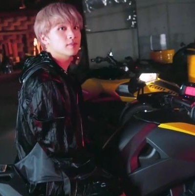 HJHCFILM's tweet photo. on motorcycles!
#hyunjae #haechan #현재 #해찬 https://t.co/98gM3y2yOq