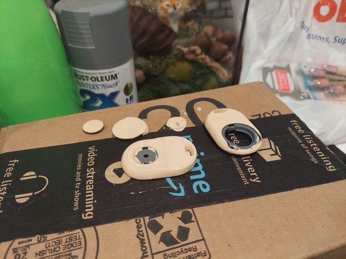 Models who use Bluetooth camera buttons. Sand, prime and paint with enamel flesh colored paint (I used<a href="/tag/public"class="tags"><span>#public</span></a><a href="/tag/hiccups"class="tags"><span>#hiccups</span></a><a href="/tag/hiccupfetish"class="tags"><span>#hiccupfetish</span></a><a href="/tag/publichiccups"class="tags"><span>#publichiccups</span></a>