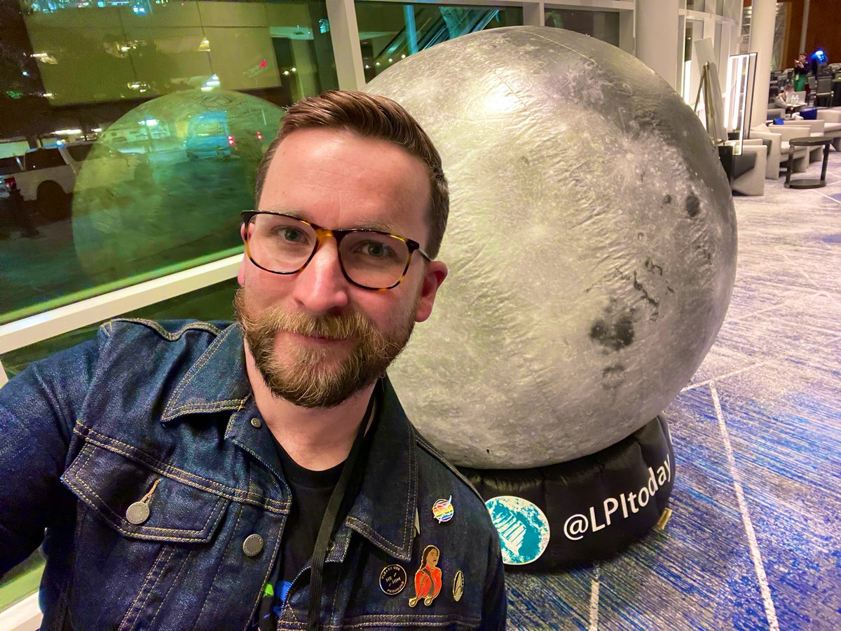 jtuttlekeane's tweet image. In lunar orbit 🌔
#LPSC2022