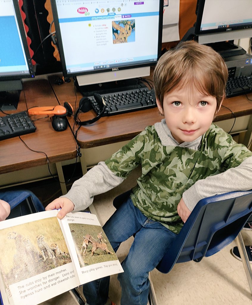 Deniseogesfam's tweet photo. Kindergarten animal researchers pairing PebbleGo with books. @MrsS_OG
@CapstonePub @CcsdMedia @CherokeeSchools @OGESeagles https://t.co/Ie2Wa0TkWm