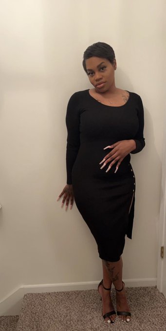 A Lady in the Streets&hellip;you know the rest😈 https://t.co/ujZhxtEHQX<a href="/tag/rainyday"class="tags"><span>#rainyday</span></a>