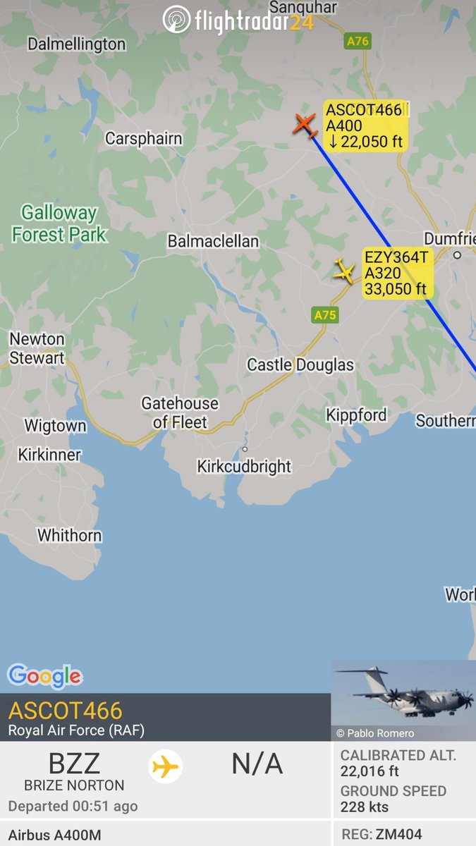 BloodyPolitics's tweet photo. It's play time.✈ 🇬🇧

A400M #ASCOT466 from Brize Norton #avgeek https://t.co/byuLFfNELk https://t.co/6bRUehxPeJ