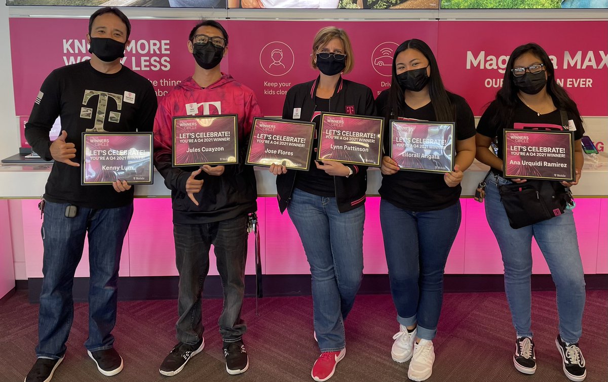 We did it 🤙. 2021 Q4 Winners Circle!  Huge shout out to my team.  Winning is great but having more then half your crew right there with you means the world to me.  Missing @nylesfrompk <a href="/SunnyValencia14/">Sunny</a> @xxNoWayJose #PK #PkPride #Pearlkai #Tmobile #winnercircle #hawaii #magenta
