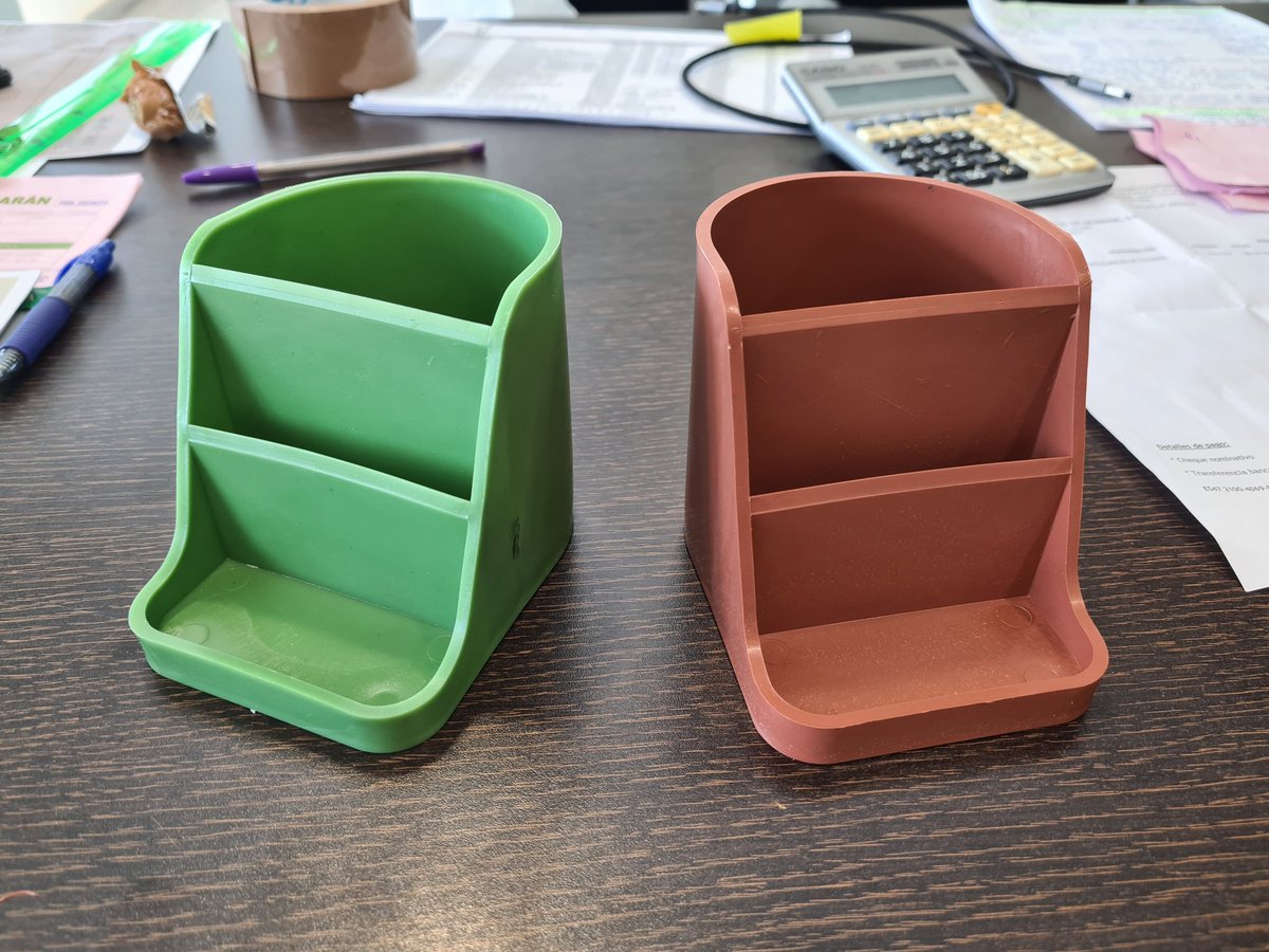 GyCResiduos's tweet photo. Nuestros portabolis están fabricados con plástico 100% reciclado y reciclable, además de prácticos y decorativos. Disponibles en diferentes colores. https://t.co/1I3a7AZyxq