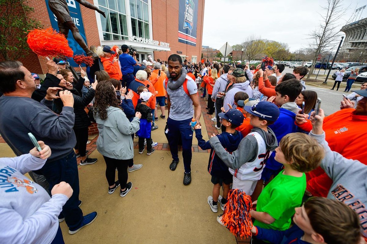 Auburn Basketball tweet media